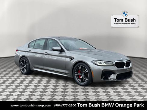Used 2021 BMW M5 image 1