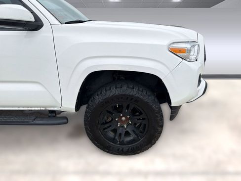 Used 2021 Toyota Tacoma SR w/ SR Convenience Package RWD image 10