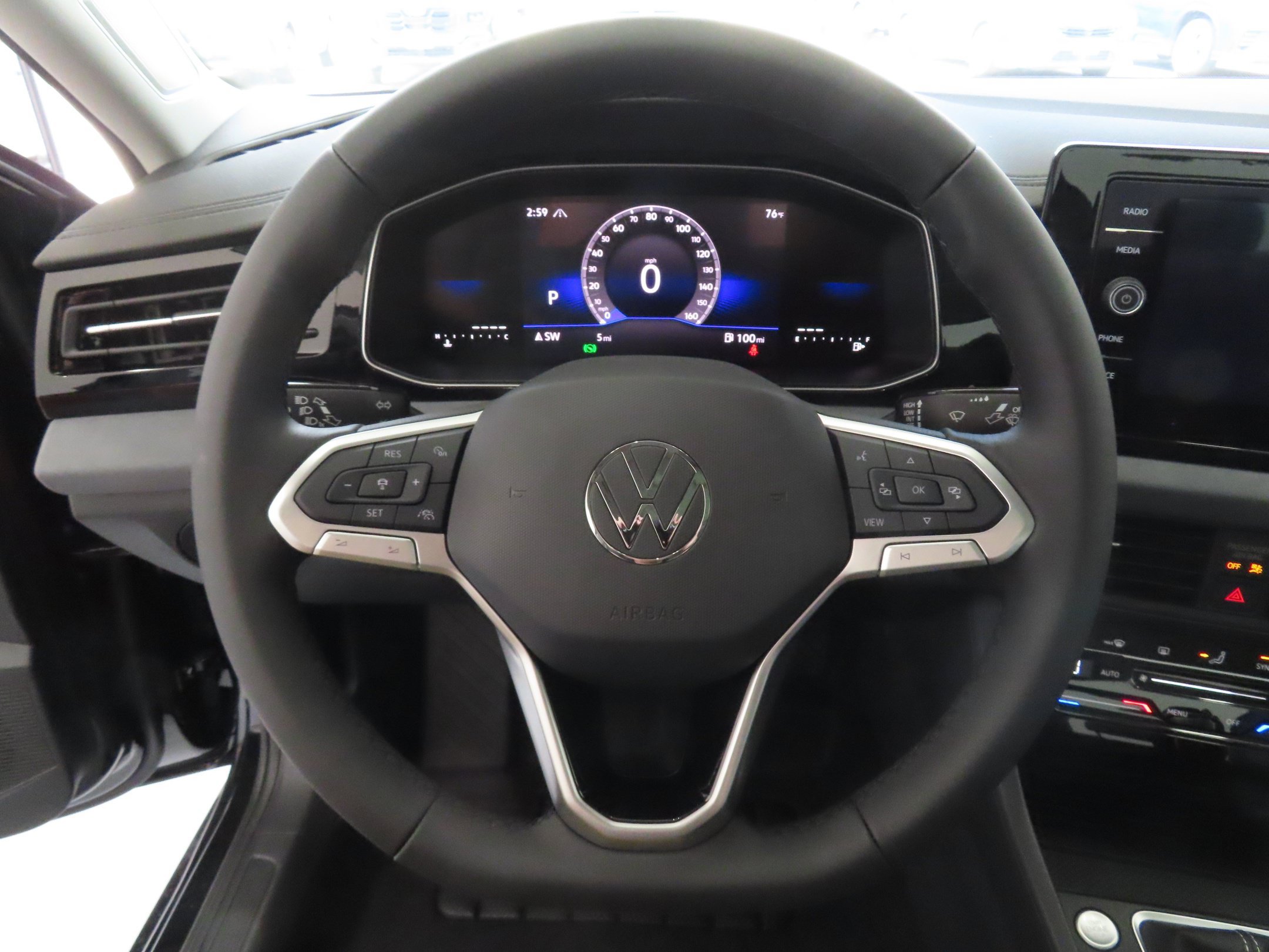 Used 2026 Volkswagen Jetta SE FWD image 14
