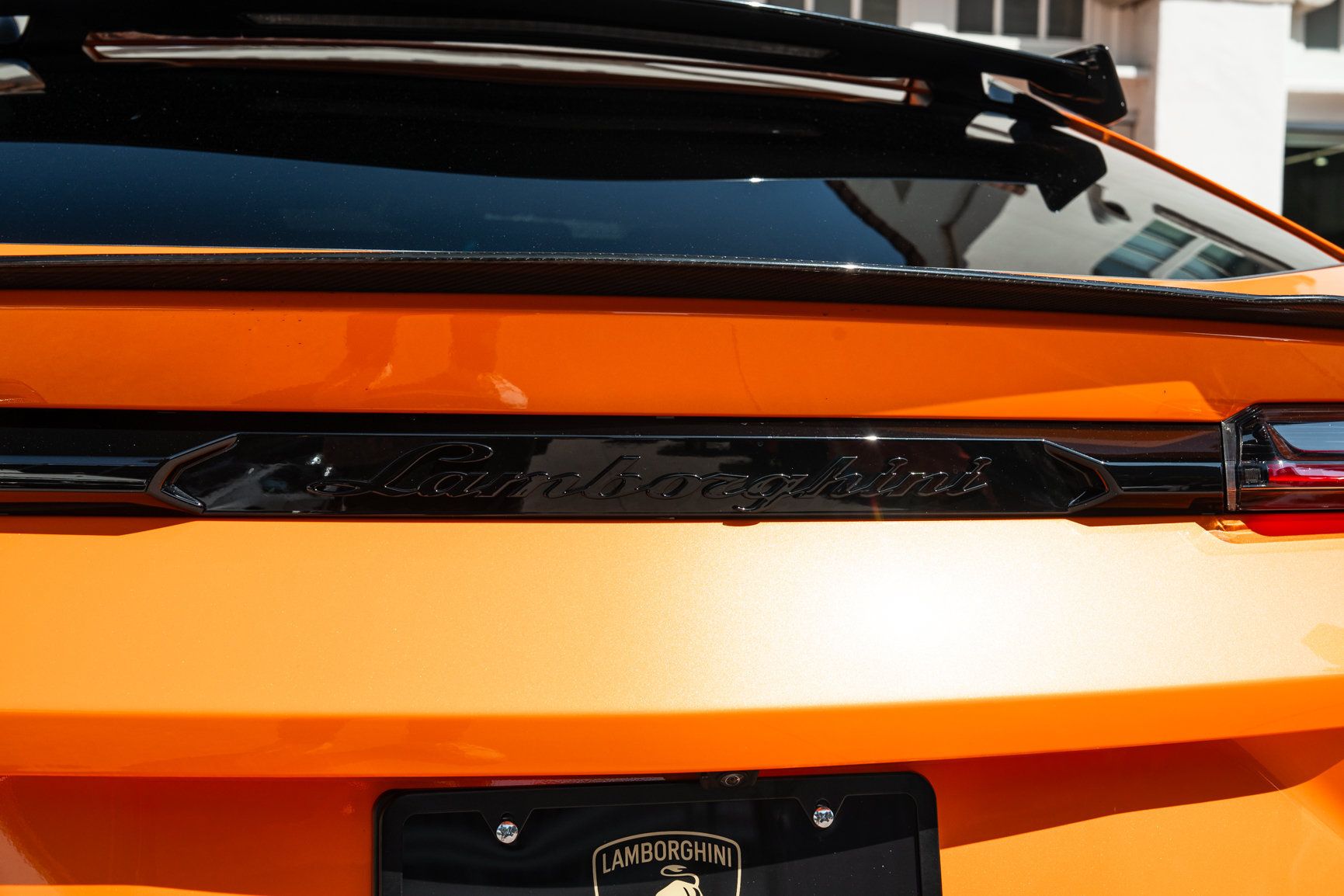 Used 2024 Lamborghini Urus Performante AWD/4WD image 31