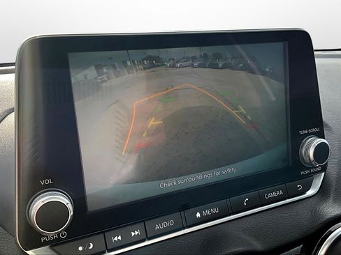 Used 2022 Nissan Sentra SV image 30