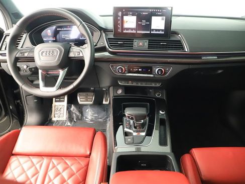 Certified 2022 Audi SQ5 Prestige w/ Prestige Package AWD/4WD image 18