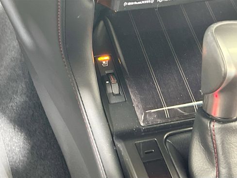 Used 2023 Lexus GX 460 Premium image 20