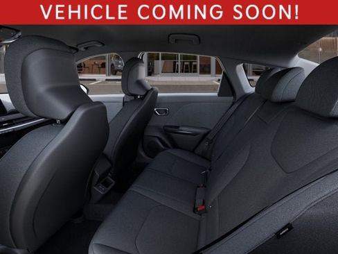 New 2026 Kia K4 FWD image 18