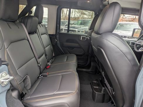 New 2026 Jeep Wrangler Unlimited Sahara image 28
