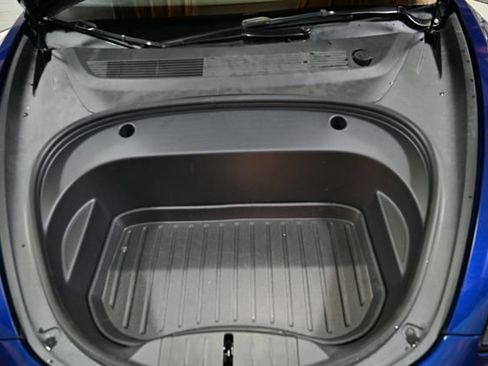 Used 2023 Tesla Model 3 Standard Range RWD image 15