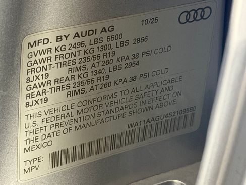 Used 2025 Audi Q5 Premium AWD/4WD image 27