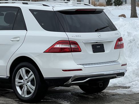 Used 2015 Mercedes-Benz ML 350 4MATIC image 8