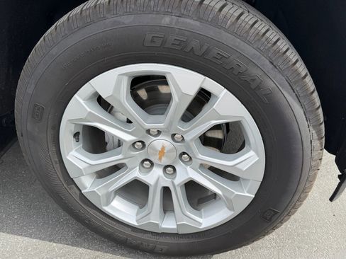 Used 2025 Chevrolet Silverado 1500 LTZ image 29