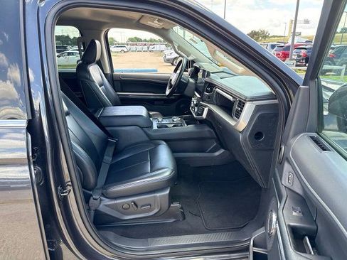Used 2024 Ford Expedition Max XLT AWD/4WD image 14