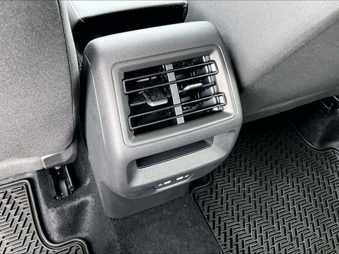 New 2026 Volkswagen Tiguan S image 18