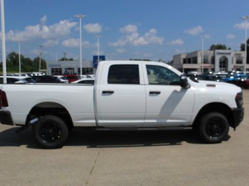 New 2026 RAM 2500 Tradesman AWD/4WD image 6