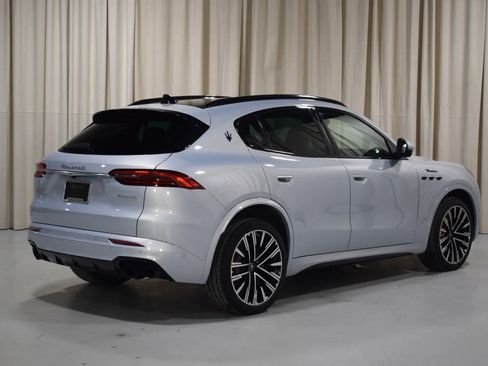 Certified 2024 Maserati Grecale Modena AWD/4WD image 9