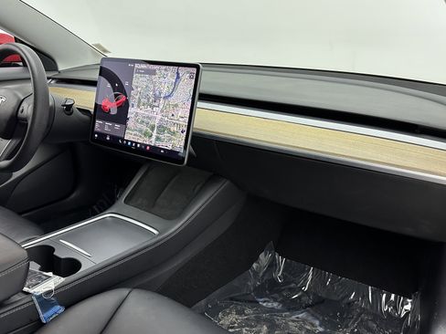 Used 2021 Tesla Model 3 Standard Range Plus image 35