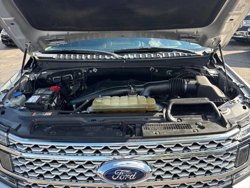 Used 2018 Ford Expedition Platinum image 34