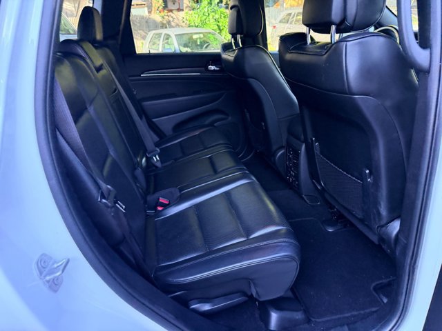 Used 2020 Jeep Grand Cherokee High Altitude AWD/4WD image 10
