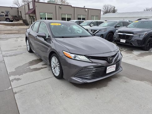 Used 2018 Toyota Camry XLE w/ Protection Package (Q2) image 4