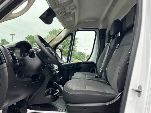 Used 2024 RAM ProMaster 2500 FWD image 26