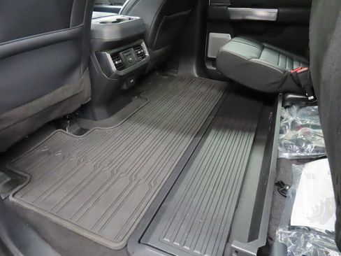 Used 2025 Ford F250 Platinum AWD/4WD image 58