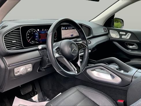 Certified 2024 Mercedes-Benz GLS 450 4MATIC image 20