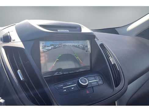 Used 2017 Ford Escape SE w/ Equipment Group 201A AWD/4WD image 14