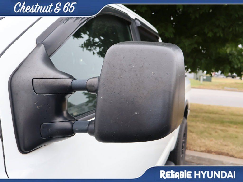 Used 2014 Nissan Titan PRO-4X w/ Pro-4x Luxury Package AWD/4WD image 13