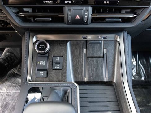 Used 2024 Lexus GX 550 550 Luxury+ w/ Accessory Package (2T) image 38