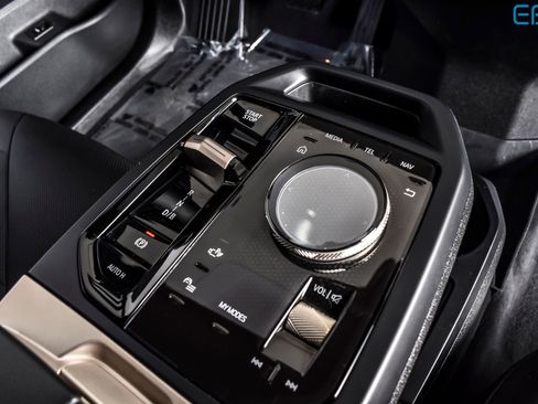 Used 2025 BMW iX xDrive50 w/ Sport Package AWD/4WD image 24
