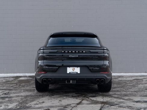 New 2026 Porsche Cayenne Coupe image 6