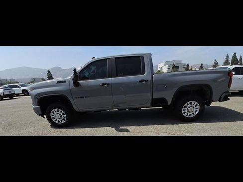 Used 2024 Chevrolet Silverado 2500 LT w/ Z71 Sport Edition AWD/4WD image 6
