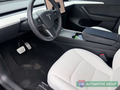 Used 2023 Tesla Model Y Performance AWD/4WD image 22