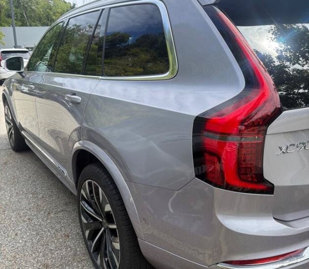 Used 2026 Volvo XC90 B6 Plus w/ Protection Package AWD/4WD image 3