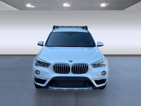 Used 2017 BMW X1 xDrive28i AWD/4WD image 6
