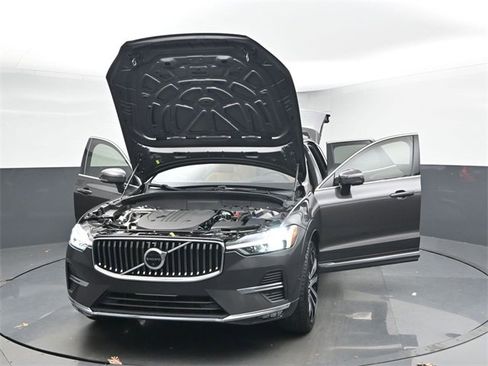 Used 2023 Volvo XC60 B5 Ultimate w/ Protection Package Premier image 54