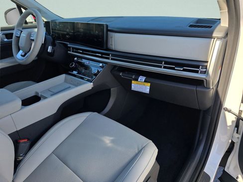 New 2026 Hyundai Santa Fe SEL FWD image 9