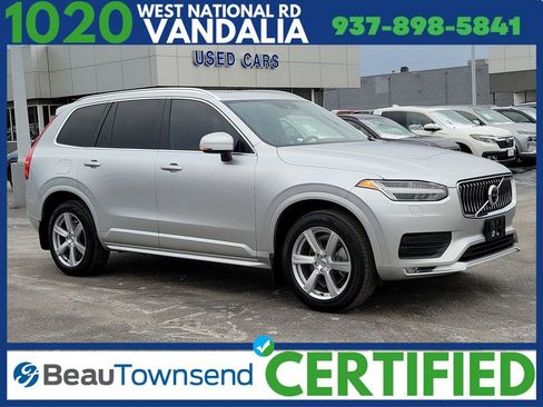 Used 2020 Volvo XC90 T6 Momentum image 1