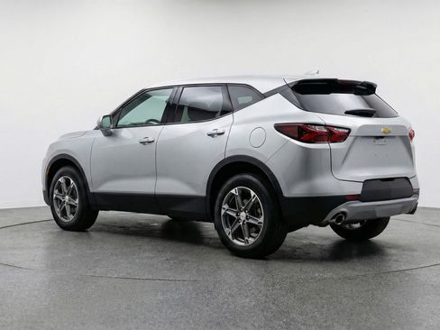 Used 2025 Chevrolet Blazer LT FWD image 6