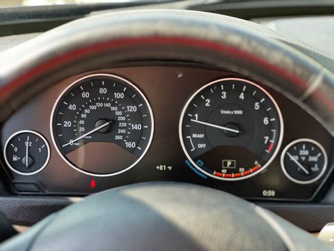 Used 2016 BMW 320i Sedan image 28