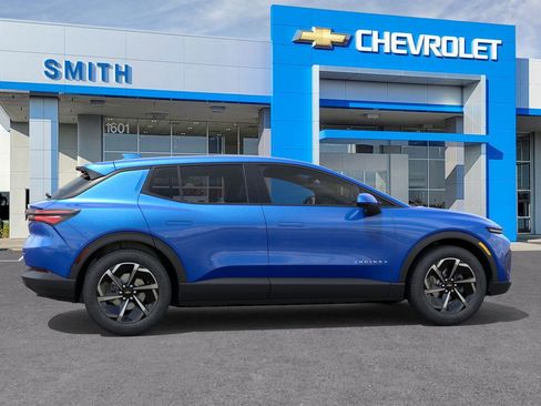 New 2026 Chevrolet Equinox EV LT image 5