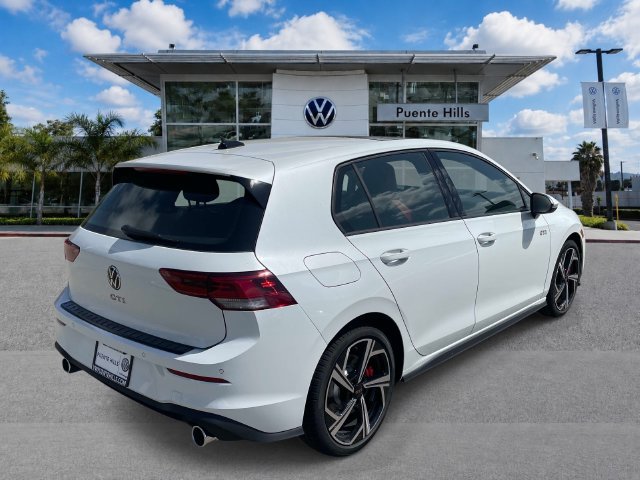 New 2026 Volkswagen GTI SE FWD image 4