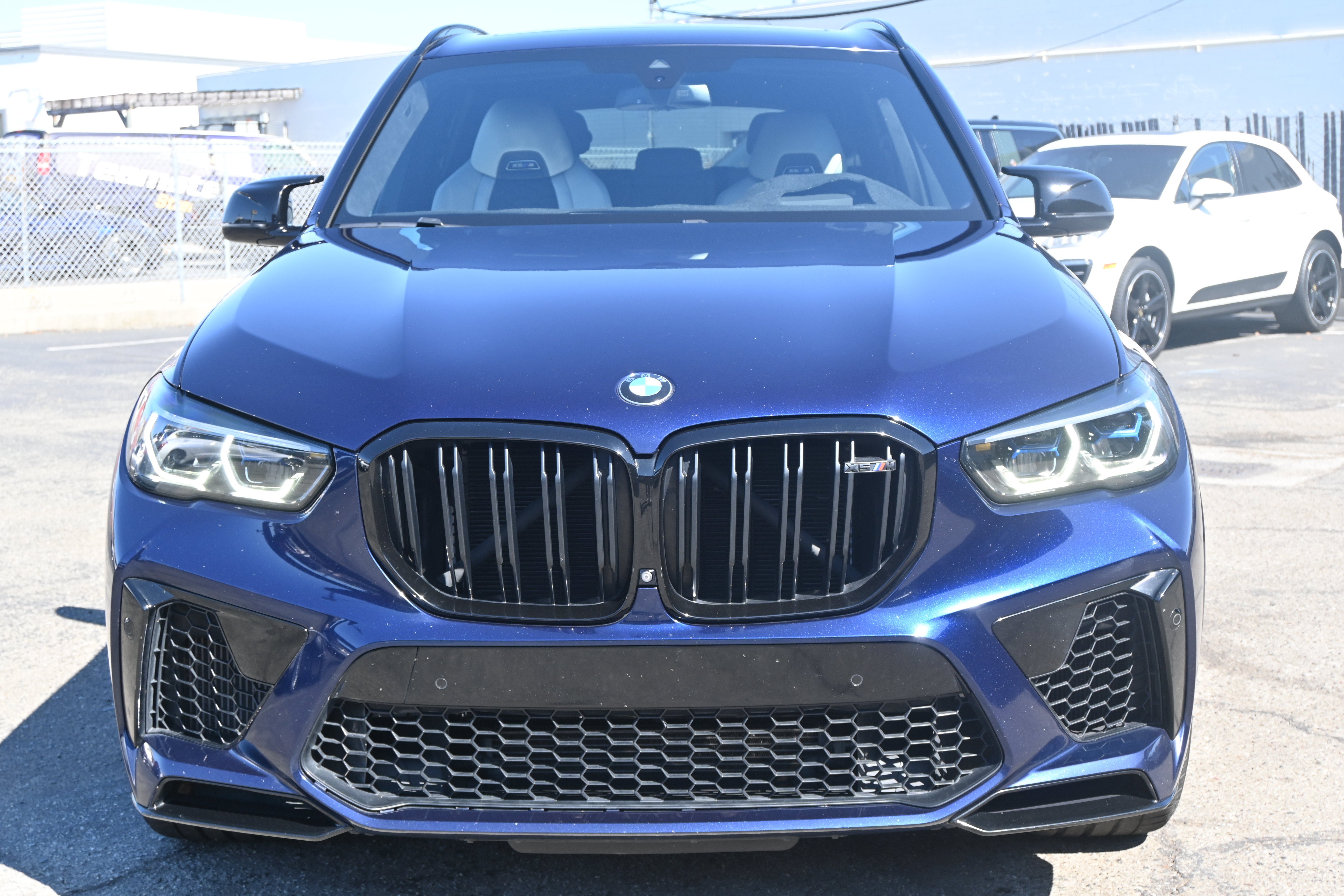 Used 2022 BMW X5 M w/ Competition Package 2 AWD/4WD image 4