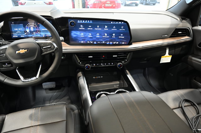 New 2026 Chevrolet Tahoe High Country AWD/4WD image 15