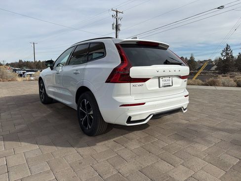 New 2026 Volvo XC60 B5 Core image 5