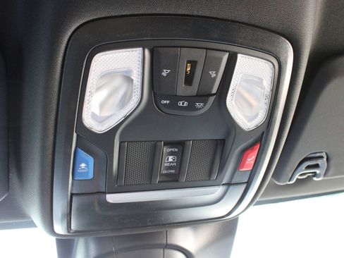 New 2026 RAM 2500 Warlock AWD/4WD image 47