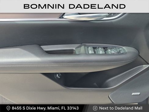 Used 2022 Cadillac XT5 Luxury image 15