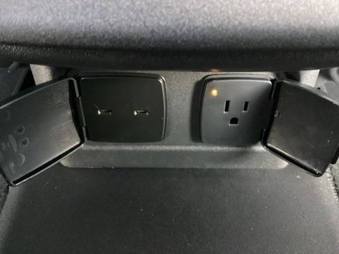 New 2025 Ford Bronco Badlands image 42