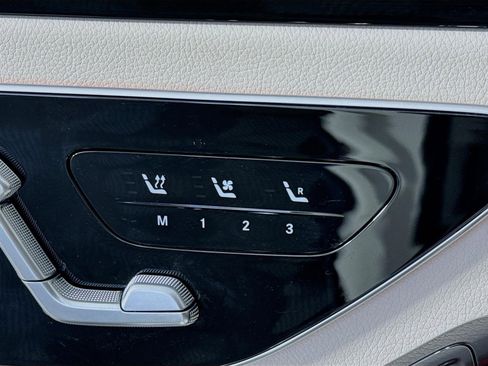 Used 2023 Mercedes-Benz S 500 4MATIC image 24