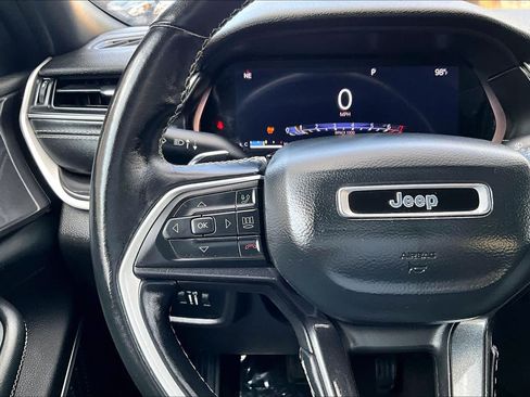 Used 2021 Jeep Grand Cherokee L Laredo AWD/4WD image 24
