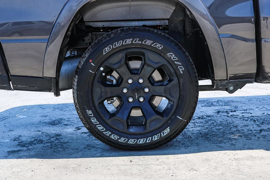 New 2026 RAM 1500 Big Horn AWD/4WD image 12