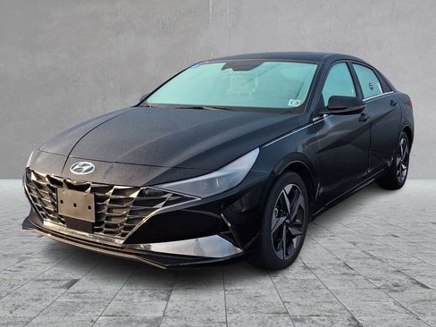Used 2023 Hyundai Elantra Limited FWD image 1